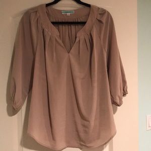 Split neck, 3/4 sleeve blouse